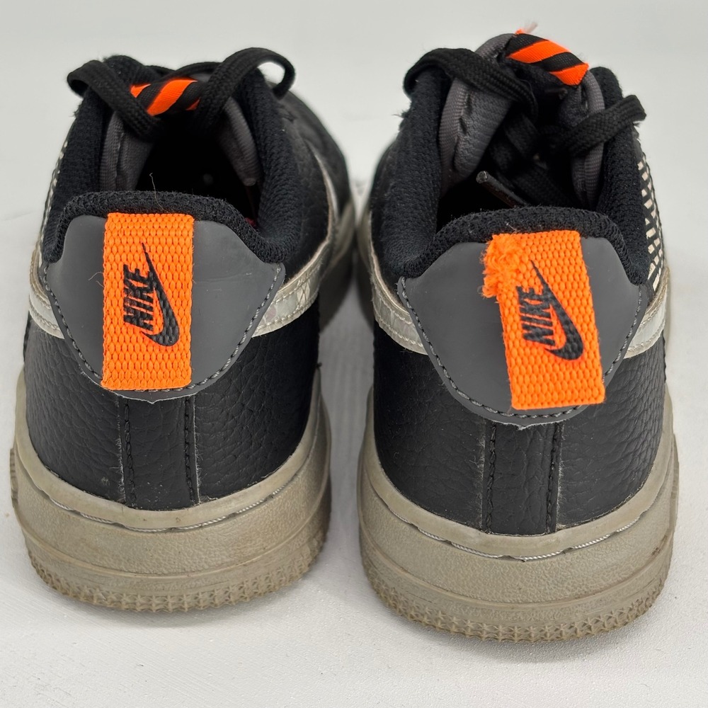 Nike Air Force 1 LV8 2 Kids Size 2Y Black Orange Sneakers Streetwear Gorpcore - Picture 4 of 9